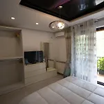 Kler-elegant Ali Demi *