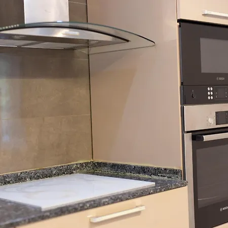 Appartamento Kler-elegant Ali Demi Tirana