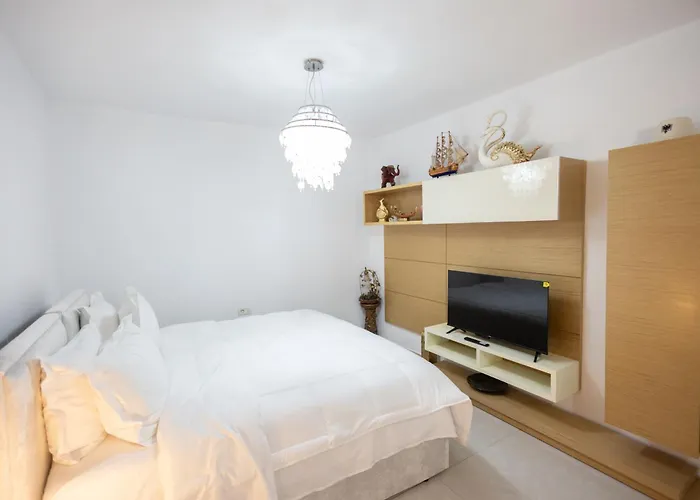 Kler-elegant Ali Demi Appartement Tirana