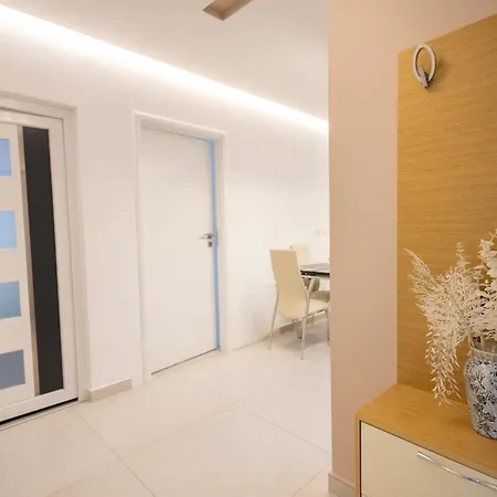 Kler-elegant Ali Demi Apartamento Tirana
