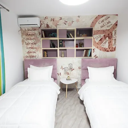 Kler-elegant Ali Demi *