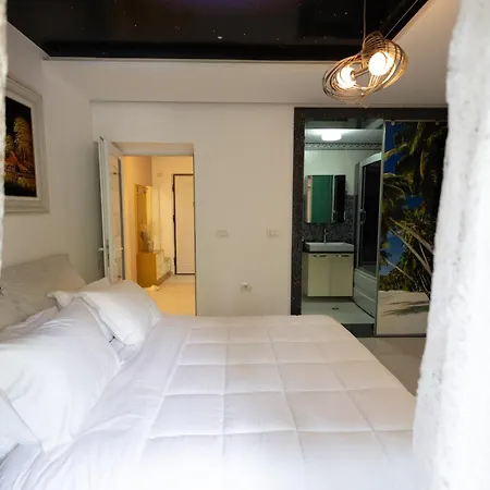 Kler-elegant Ali Demi Apartamento