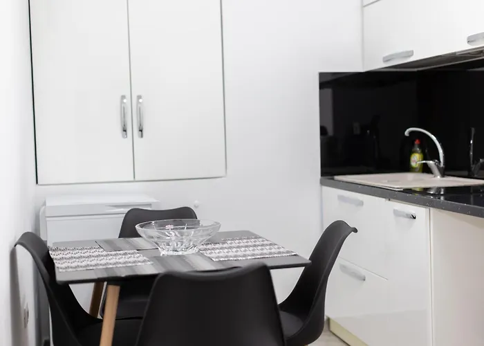 Kler-elegant Ali Demi Apartment Tirana